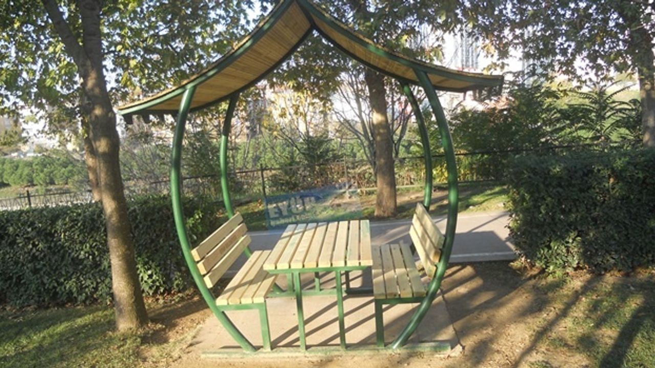Eyüp'te asfaltlama çalışmaları  devam ediyor