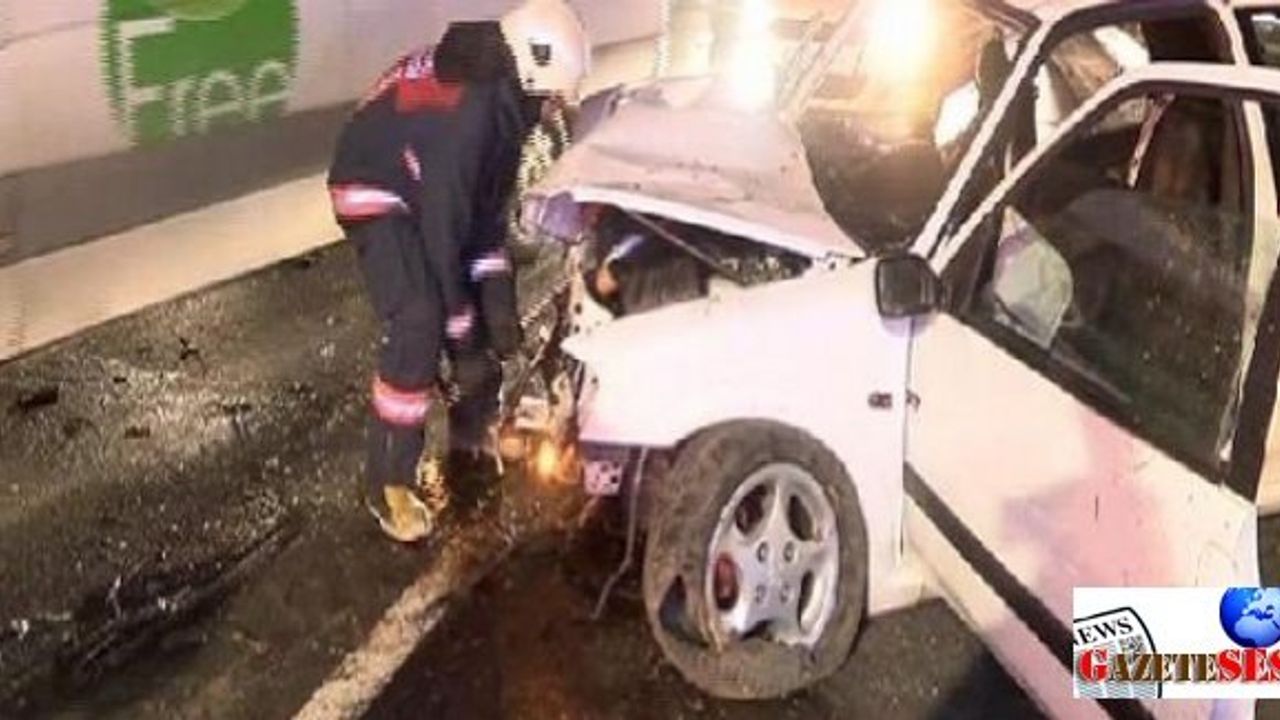 Eyüp'te trafik kazası: 3'ü ağır 4 yaralı