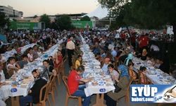 Eyüp Belediyesi Sakarya Mahallesinde iftar verdi