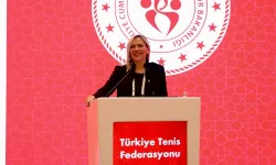 Türkiye Tenis Federasyonu Başkanı Şafak Müderrisgil oldu