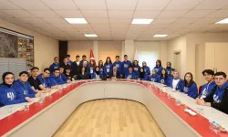 41 Genç’in başarılı öğrencileri Başkan Büyükgöz’e konuk oldu