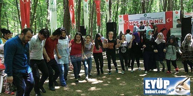 Halkalı ve Arnavut köylüler piknikte buluştu.