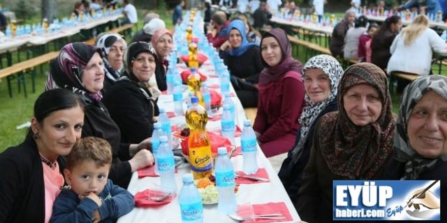 500 yıllık tekkede Evlad-ı Fatihan’la iftar yaptılar