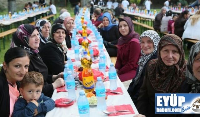 500 yıllık tekkede Evlad-ı Fatihan’la iftar yaptılar