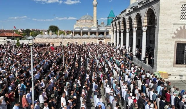 Konya'da Heniyye için gıyabi cenaze namazı