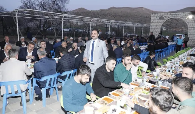 Mardin Yeşilli'de MHP'nin iftarına büyük ilgi