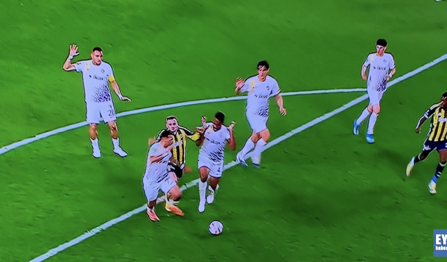 KADIKÖY'DE MUCİZEVİ GERİ DÖNÜŞ: İKAS EYÜPSPOR SÜPER LİG’E ‘DEVAM’ DEDİ!