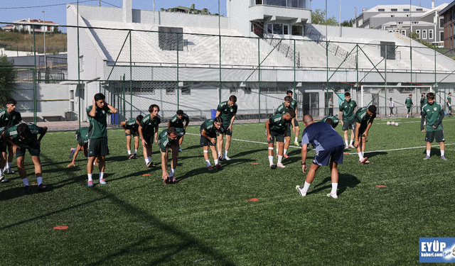 Arnavutköy Belediyespor’da Şampiyon Gençler A Takımda