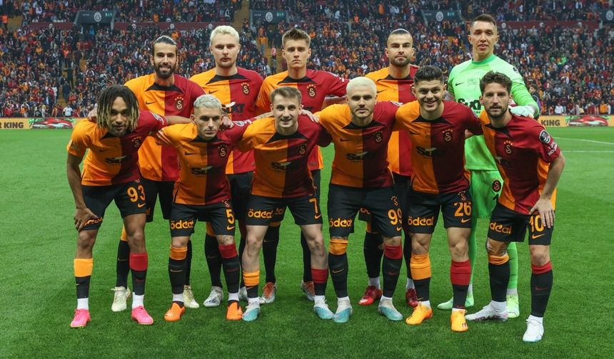 Galatasaray Spor Toto Süper Lig'in Şampiyonu oldu...