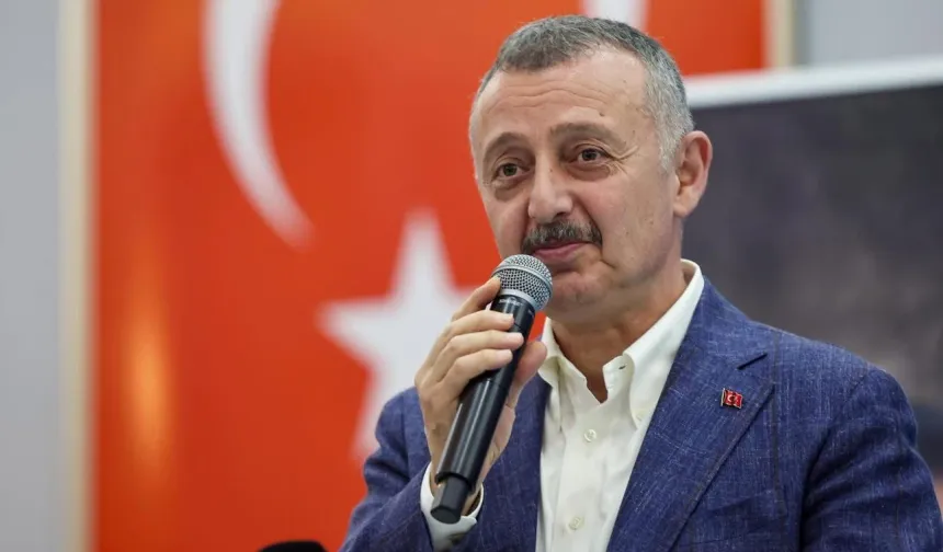 Başkan Büyükakın: Onlar konuşur, biz eser yaparız!