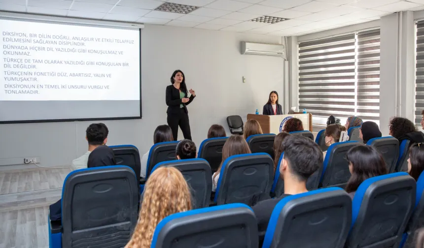 Bursa Büyükşehir'den 'Çalışma Hayatında Kariyer' semineri