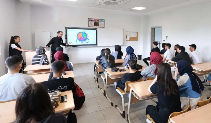 Bursa Büyükşehir’den gençlere afet bilinci eğitimi