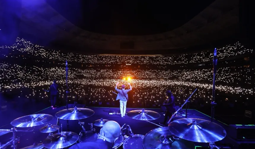 Mor ve Ötesi’nden İzmir’de dev konser... Dünya çapında bir stadyum konseri