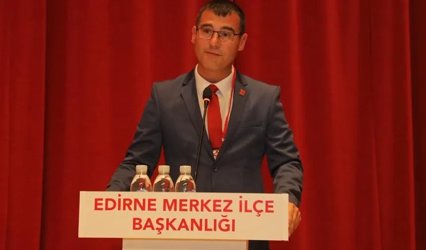 CHP Edirne Merkez İlçe Başkanlığı'nda bayrak Volkan Akgüngör'de