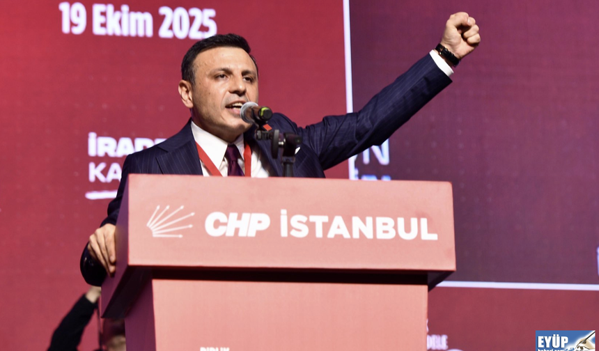Özgür Çelik,  yeniden CHP İstanbul İl Başkanı seçildi