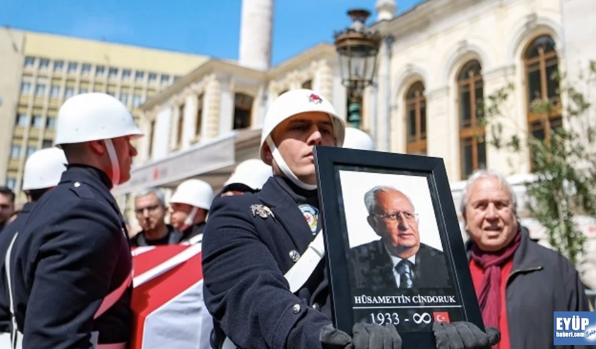 Hüsamettin Cindoruk son yolculuğuna uğurlandı...