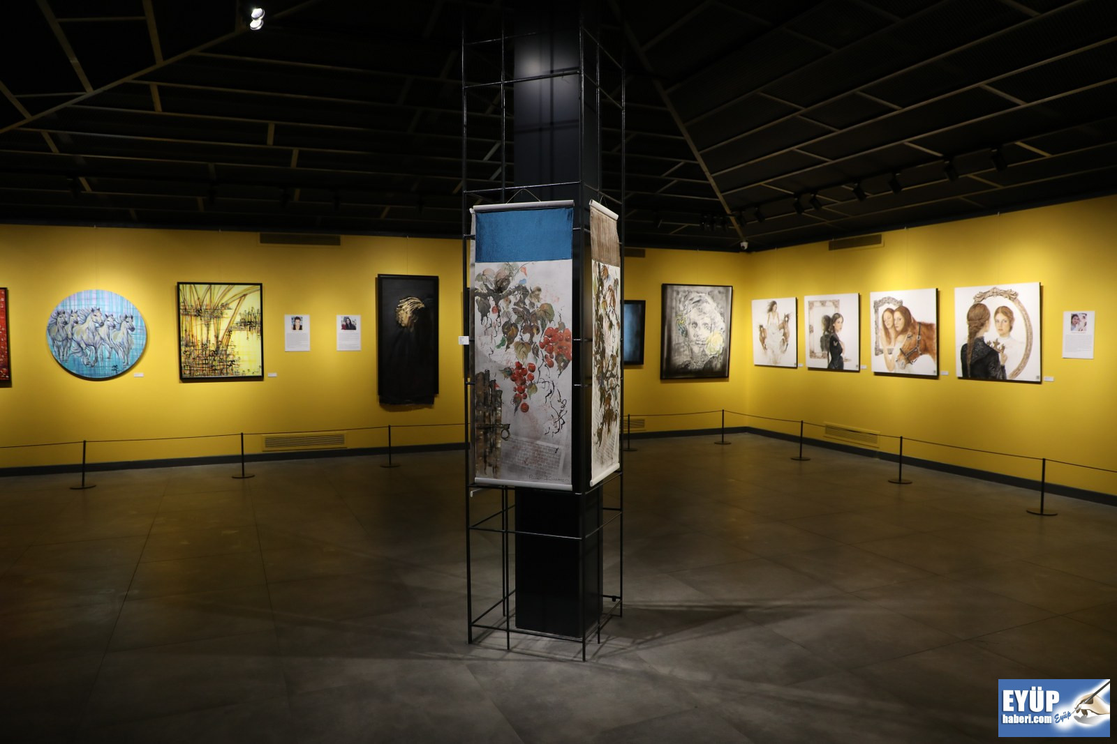 Izlerin Ötesinde Sergi1