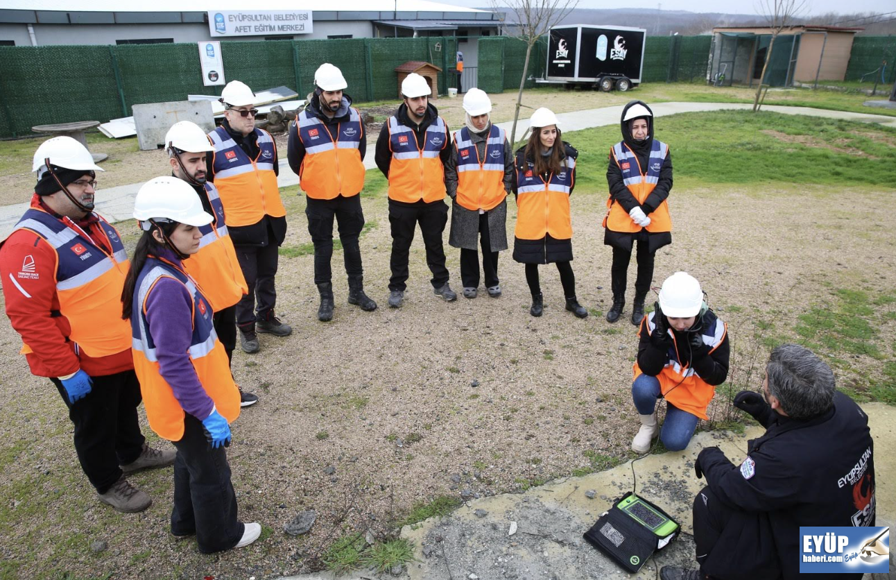 Ekran Resmi 2026 02 16 00.08.22